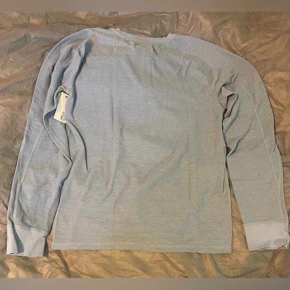 **SOLD**Mills Supply mens size XL blue casual shirt. Retail $118 - Picture 3 of 4